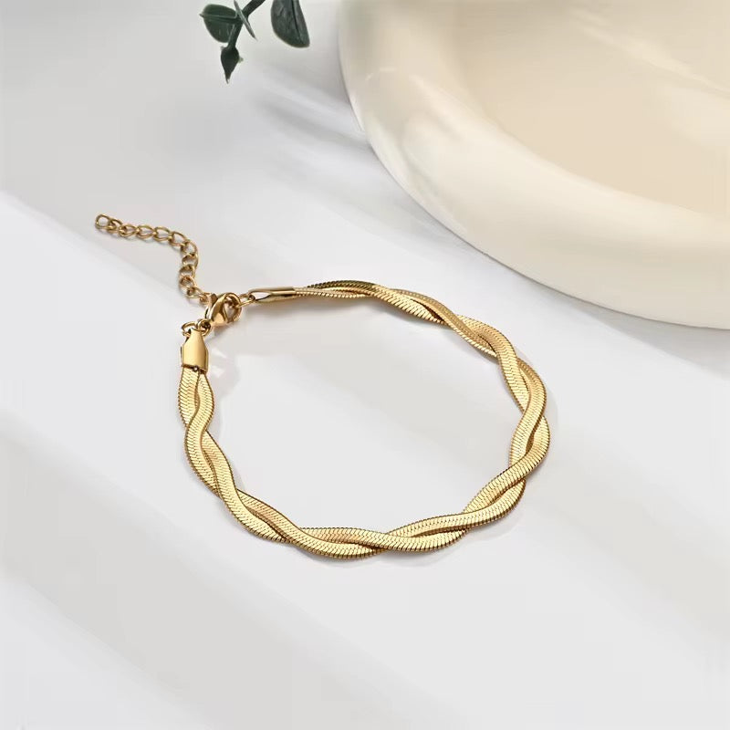 Twisted Snake Chain Bracelet