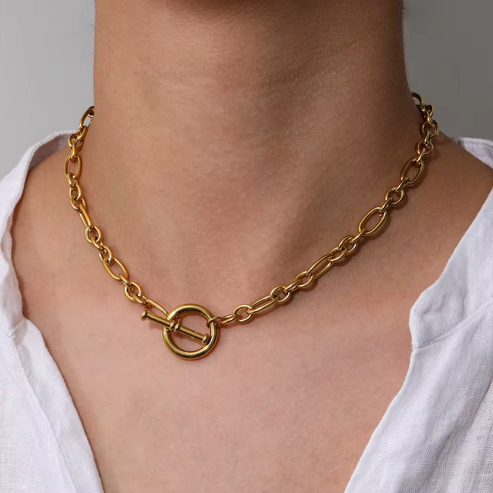 Toggle Chain Necklace