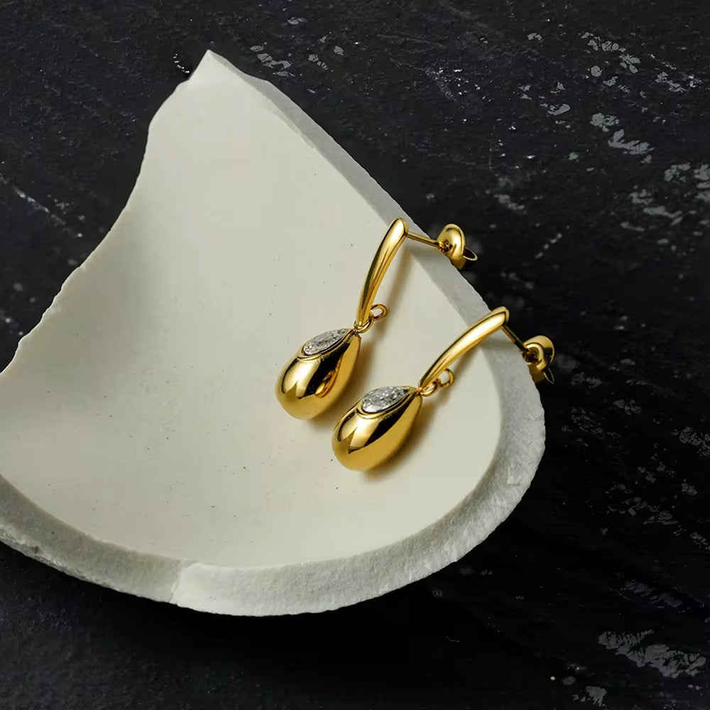 Teardrop Drop Earrings