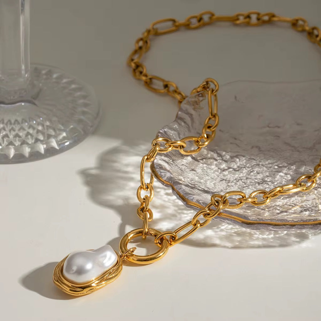 Pearl In Chains Necklace