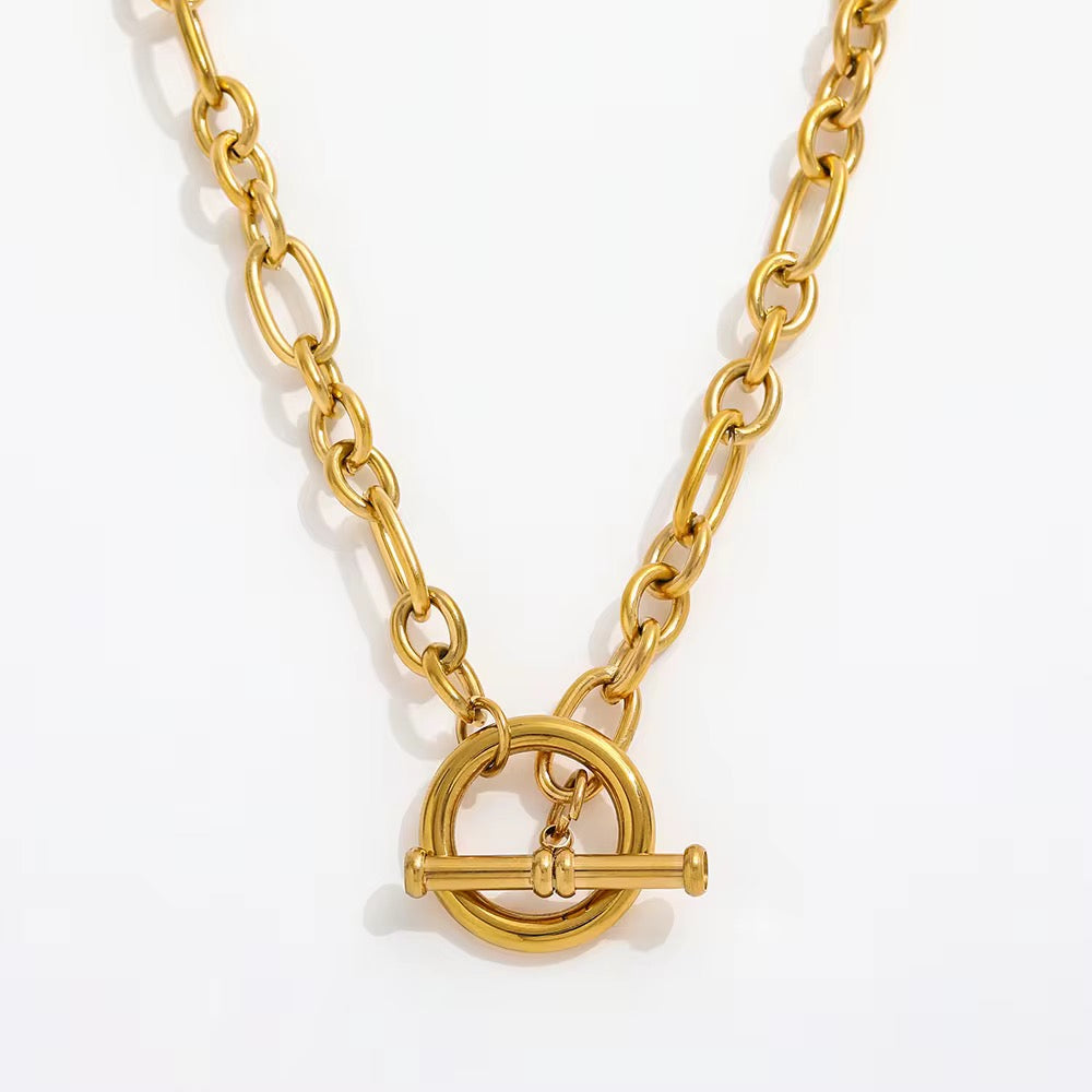 Toggle Chain Necklace