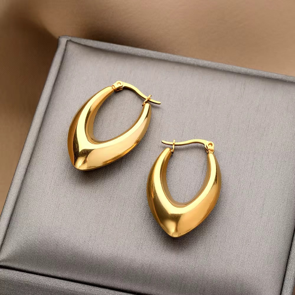 V Hoops